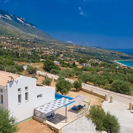 Michou Thalassa By Lourdata (Kefalonia)