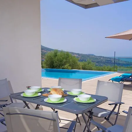 Michou Thalassa By Lurdáta